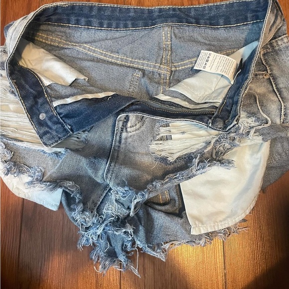Jean shorts - Picture 2 of 3